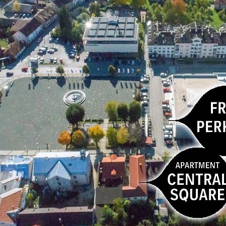 Studio Central Square Госпич Экстерьер фото