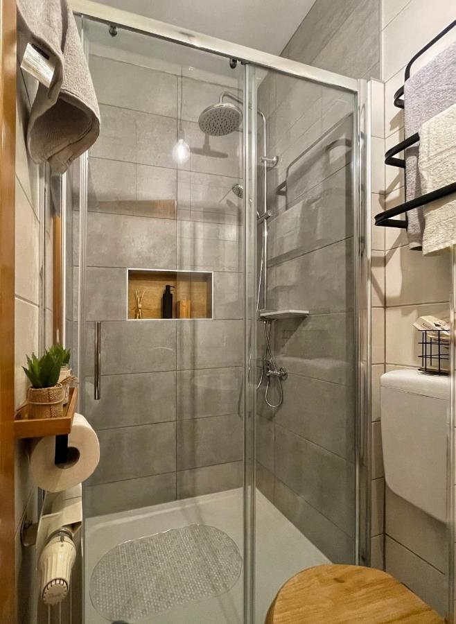 Studio Central Square Госпич Экстерьер фото