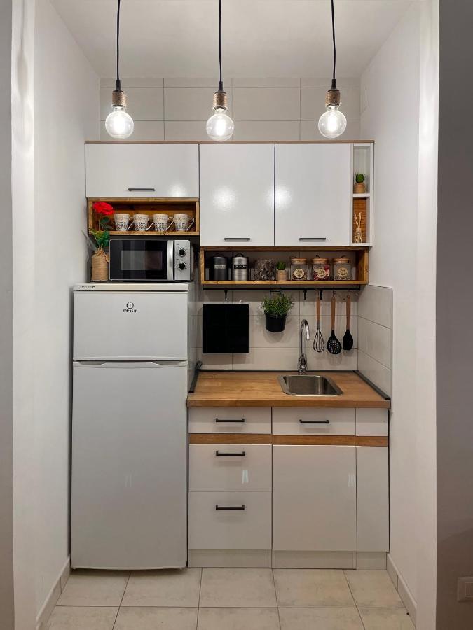 Studio Central Square Госпич Экстерьер фото